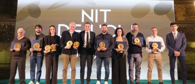 Reconeguts 83 olis d’oliva verge extra durant la primera edició de la Nit de l’Oli