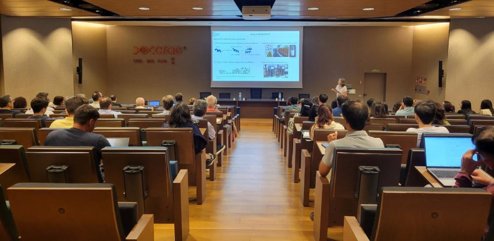 El seminari es va celebrar a la seu del Centre de Recerca en Agrigenòmica (CRAG)